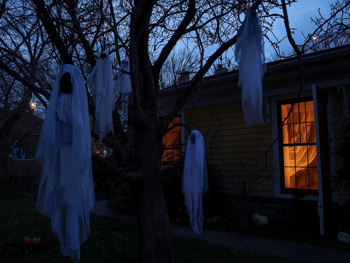 Floating Cheesecloth Halloween Ghosts - Medium Halloween craft tutorial taking 60 minutes